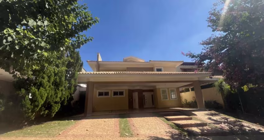 CASA EM CONDOMINIO NO BAIRRO JARDIM BOTÂNICO 4 SUÍTES