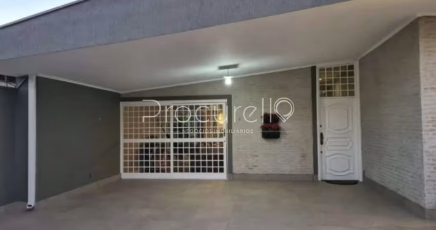 CASA PADRÂO COM 3 QUARTOS, 1 SUITE, 5 VAGAS DE GARAGEM JD SUMARÉ 177 m²