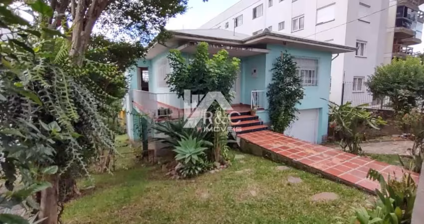 Casa com 3 quartos à venda no Rio Branco, Caxias do Sul 