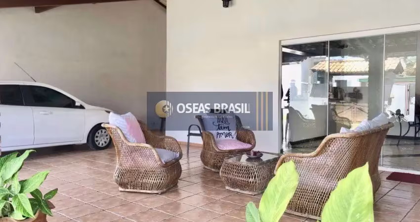 Casa à venda em village ii, porto seguro: 3 dormitórios, 1 suíte, 1 banheiro por r$950.000. oportunidade única!