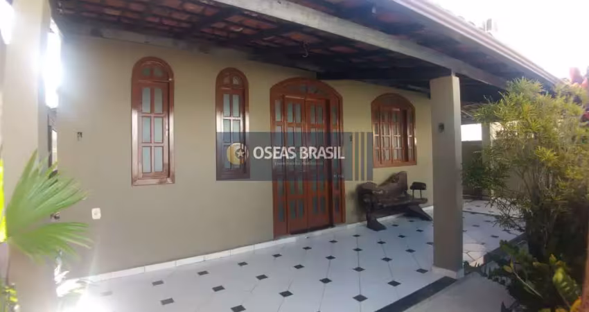 Venda de casa em Quintas do Descobrimento, Porto Seguro: 3 dormitórios, 1 suíte, 1 banheiro por R$390.000. Oportunidade!