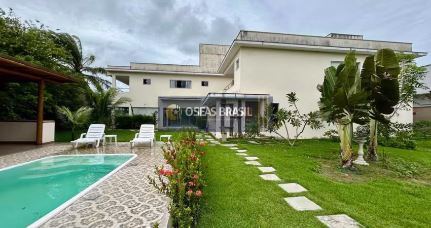 Conjunto Residencial em Outeiro da Glória, Porto Seguro: 6 dormitórios, 5 suítes, 4 banheiros. Venda por R$ 3.400.000!