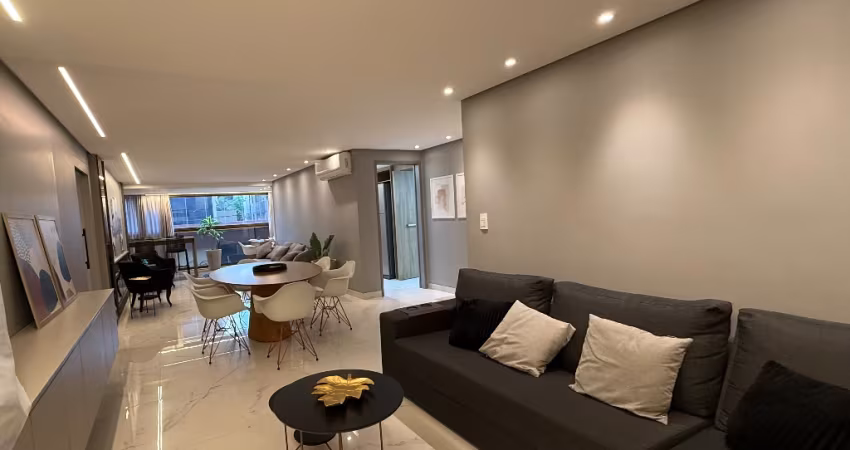 Apartamento alto padrão com 3 suítes em Intermares