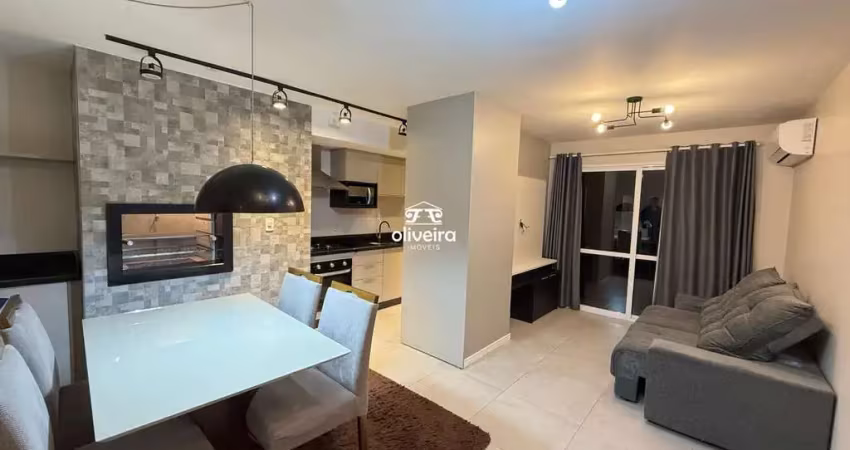 Apartamento mobiliado – andar alto com frente norte.