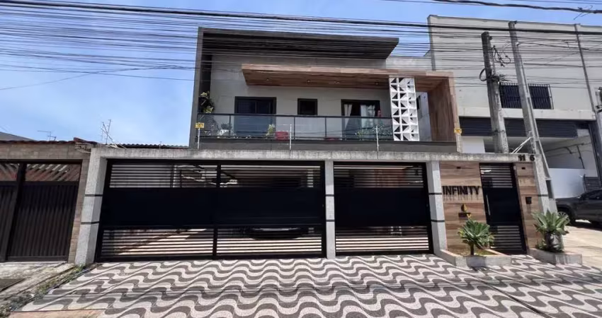 Casa à venda no Jardim Melvi, Praia Grande 
