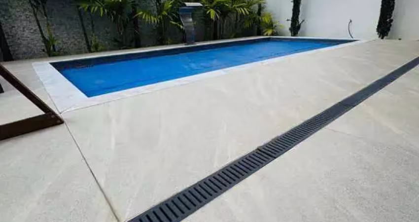 Casa em condomínio fechado com 4 quartos à venda na Chácara Cotia, Contagem 