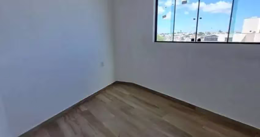 Casa com 3 quartos à venda no Cabral, Contagem 