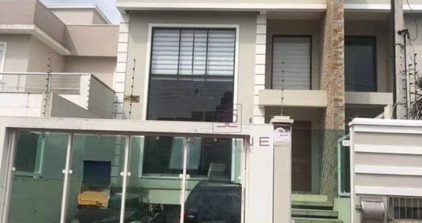 Sobrado à venda, 157 m² por R$ 690.000,00 - Dom Feliciano - Gravataí/RS