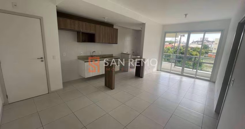 Apartamento com 3 quartos para alugar na Rua Silvio Lopes Araújo, 523, Rio Tavares, Florianópolis
