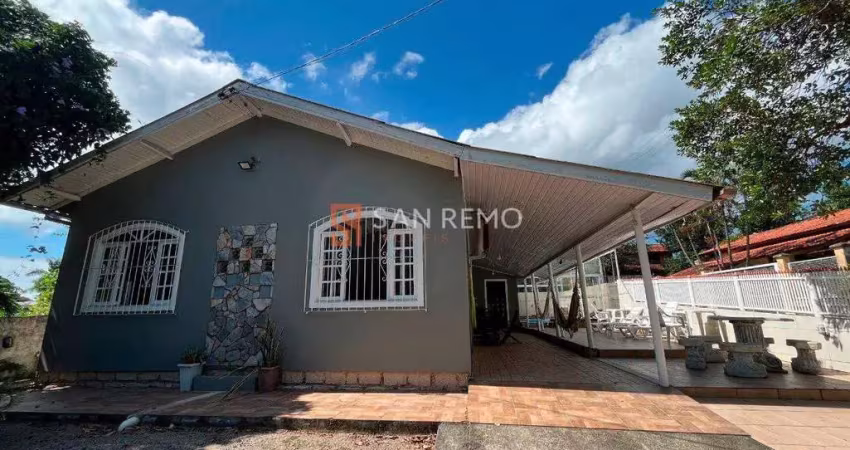 Casa em condomínio fechado com 4 quartos para alugar na Servidão Vassourinha, 3895, Rio Tavares, Florianópolis