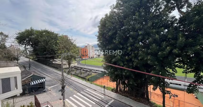 Apartamento com 3 quartos para alugar na Rua Lauro Linhares, 1520, Trindade, Florianópolis
