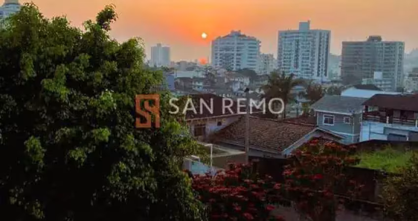 Casa com 4 quartos à venda na Rua Manoel Loureiro, 997, Barreiros, São José