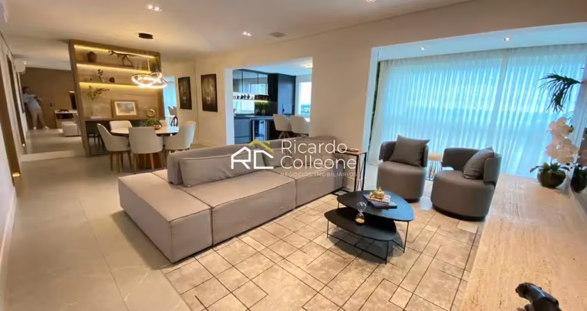 Apartamento alto padrão, porteira fechada, face norte, 166m2, 4 quartos sendo 3 suítes, 3 vagas.
