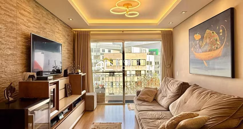 Apartamento PORTEIRA FECHADA! 123m2, 3 Quartos, 01 Suíte no Coração do Alto da Glória.