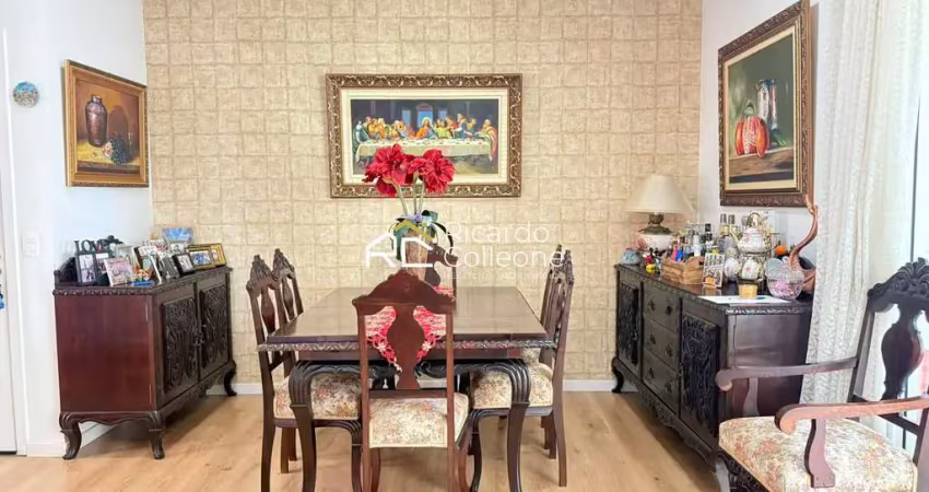 Apartamento padrão 131m2, 04 quartos sendo 1 suíte, 02 vagas.