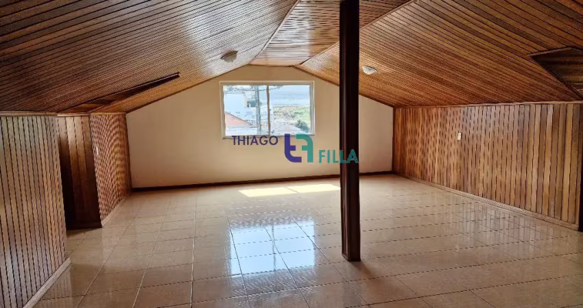 Amplo sobrado comercial / residencial no bairro tingui com 268m2