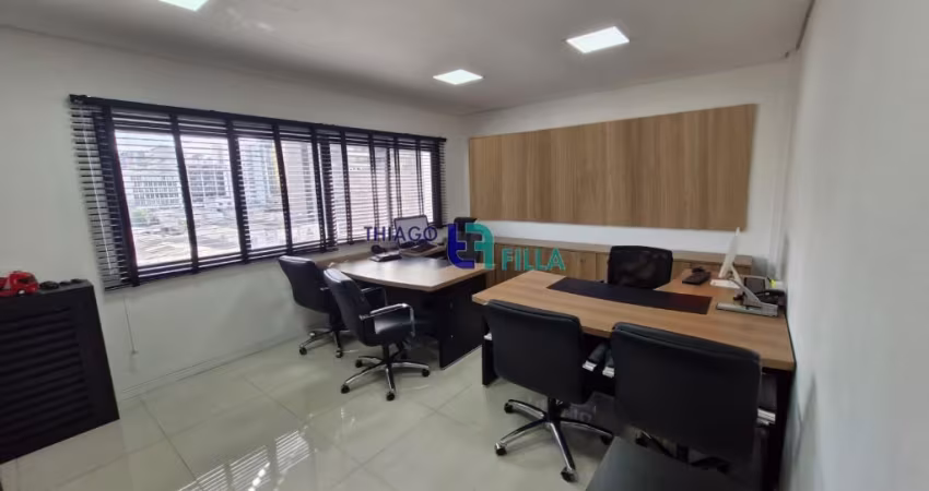 Ampla Sala Comercial à venda no Centro