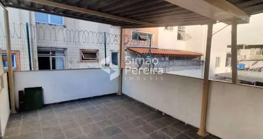 Casa com 3 quartos à venda no São Mateus, Juiz de Fora 