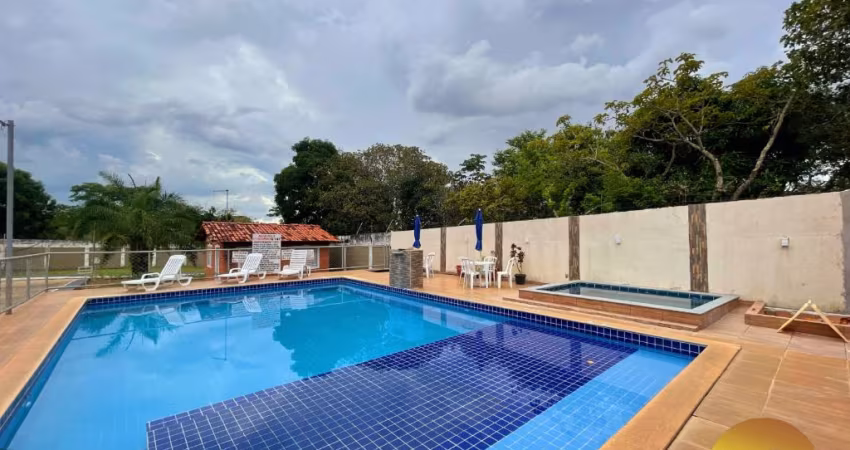 Chalé mobiliado em Caldas Novas! Condomínio com área de lazer e excelente localização