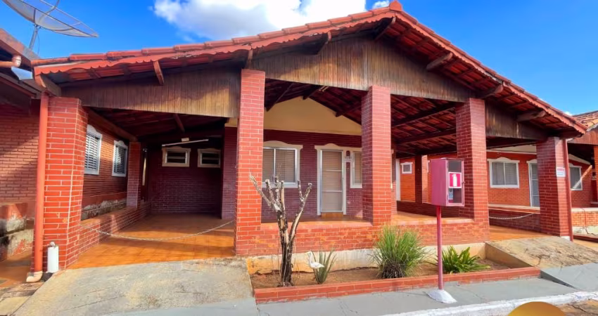 Excelente chalé em Caldas Novas, todo na laje, bem localizado e com fácil acesso ao centro.