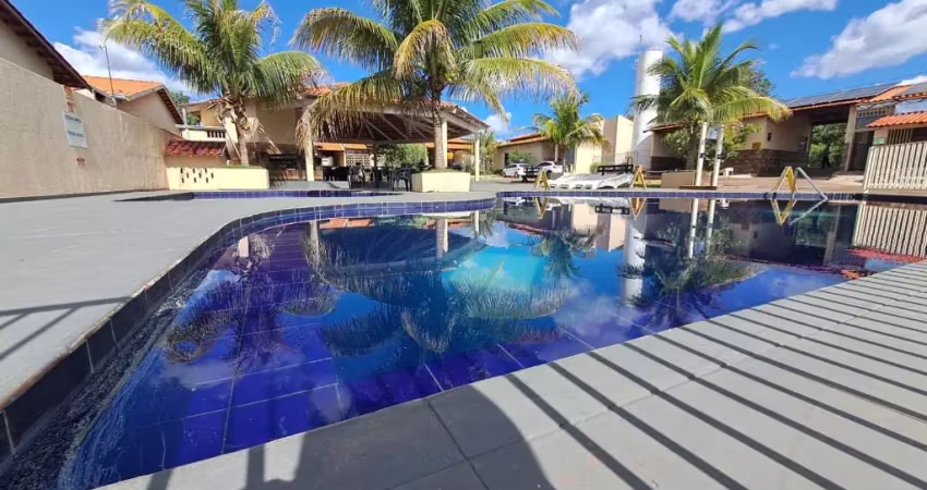 Oportunidade em caldas novas! casa em condomínio com piscinas, sauna