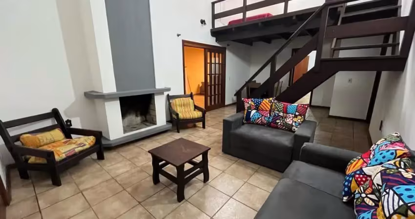 Casa com piscina 6 dormitórios! a 200m do mar em capão da canoa