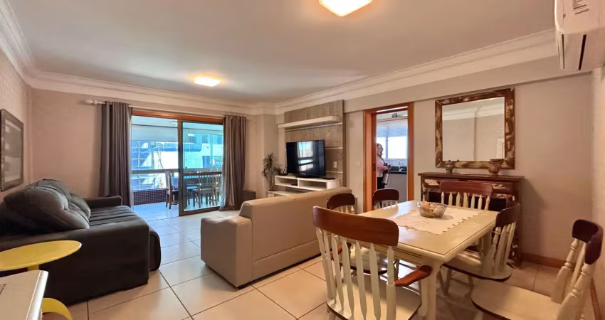 Incrivel apartamento com 3 quartos/3 banheiros e 2 garagens entre duas praças no coração de capão da canoa para alugar no verão