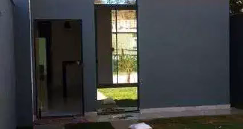 Casa 3 quartos e 2 banheiros localizada em Lagoa Santa, MG.