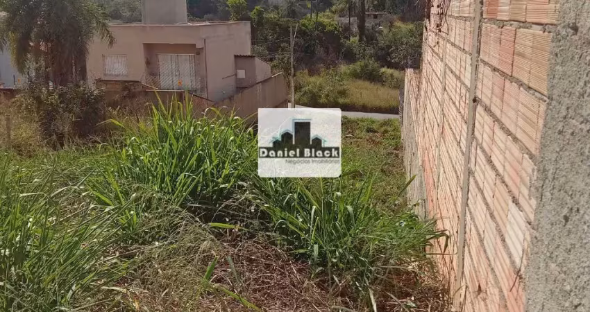 Lote à Venda no Bairro Liberdade - Santa Luzia