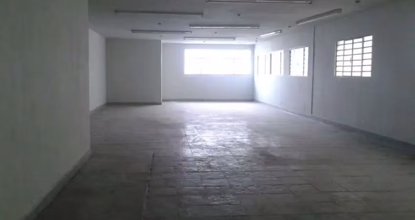 Prédio com 2 salas para alugar na Rua Alto do Bonfim, 220, Vila Santa Catarina, São Paulo