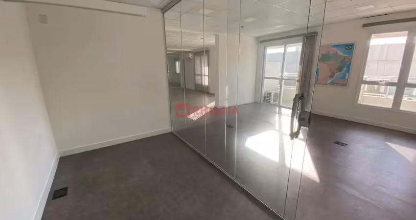 Locação de conjunto comercial, 4 salas, 4 vagas de garagem, barra funda, sp