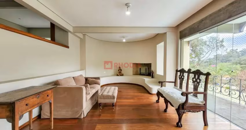 Venda casa morumbi rua fechada : 5 suítes e 8 vagas