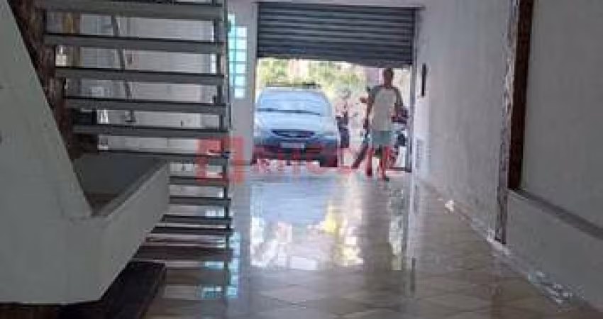 Prédio Comercial no Tucuruvi, São Paulo-SP: 2 Banheiros, 1 Vaga de Garagem, 135m² - Imperdível em Tremembé!