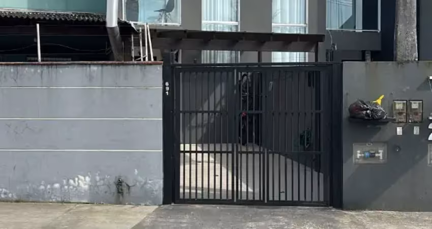 Casa com 2 quartos à venda no Adhemar Garcia, Joinville 