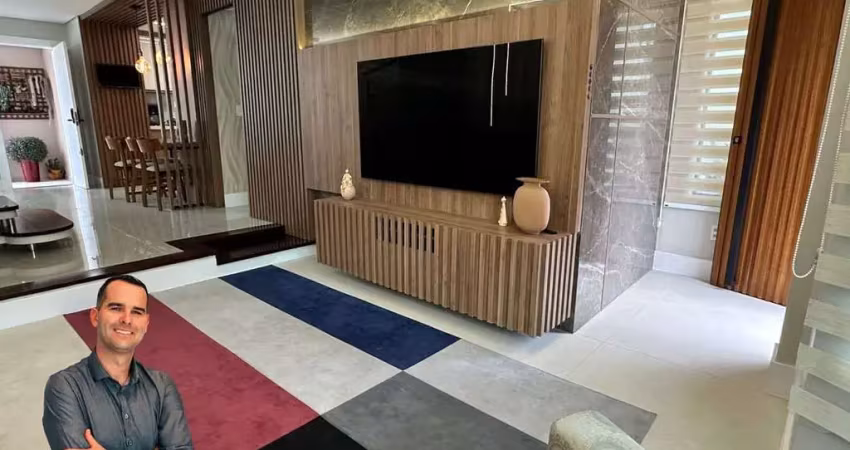 Casa 193m² de área privativa - 3 dormitórios, sendo 2 suítes + homeoffice - lindamente mobiliada e decorada