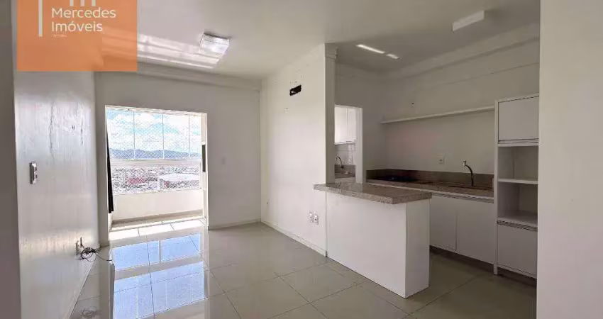 Apartamento semimobiliado com 1 suite + 1 dormitório à venda, 61 m² por R$ 685.000 - Vila Operária - Itajaí/SC