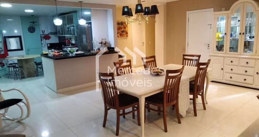 Apartamento semi mobiliado, 4 suítes à venda, 213 m² por R$ 2.430.000,00 - Centro - Balneário Cambo