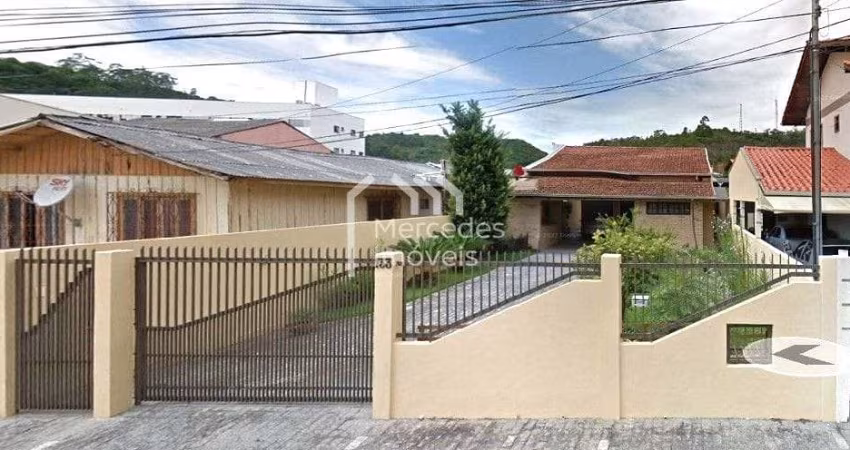 Casa com 1 suíte + 2 dormitórios à venda, 140 m² por R$ 1.700.000 - Fazenda - Itajaí/SC