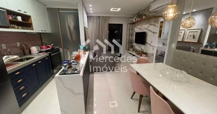 Apartamento mobiliado com 1 suíte + 2 dormitórios à venda, 87 m² por R$ 910.000 - Centro - Itajaí/S