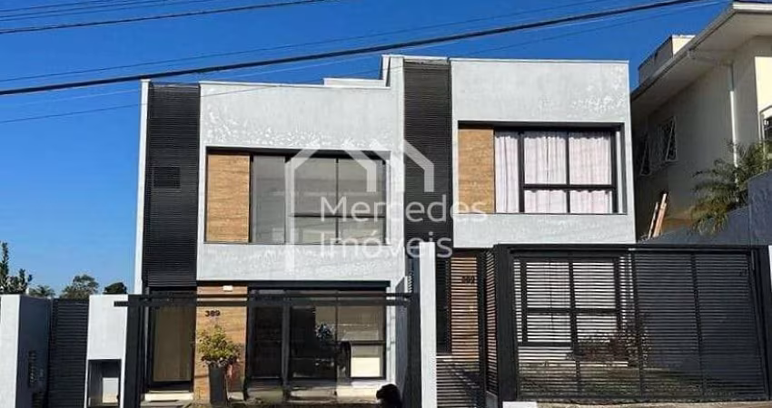 Sobrado semimobiliado com 1 suite + 2 dormitórios à venda, 130 m² por R$ 1.320.000 - Fazenda - Itaj