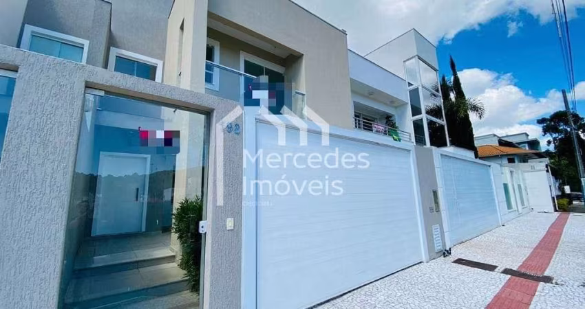 Sobrado com 3  suítes à venda, 176 m² por R$ 2.500.000 - Praia dos Amores - Balneário Camboriú/SC