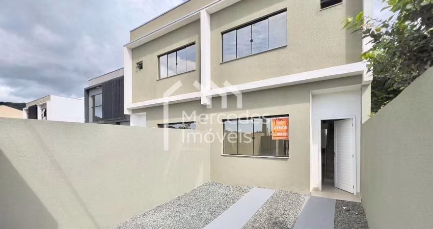 Sobrado semimobiliado, 2 suítes à venda, 80 m² por R$ 480.000 - Espinheiros - Itajaí/SC