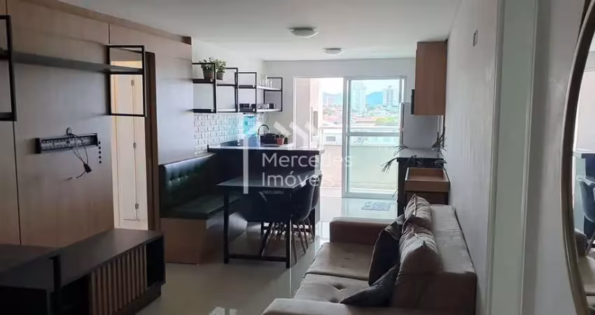 Apartamento semimobiliado à venda, Dom Bosco, Itajaí, SC