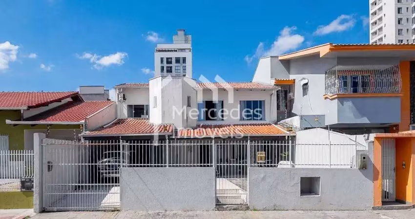 Casa com 3 dormitórios à venda, 300 m² - centro - itajaí/sc