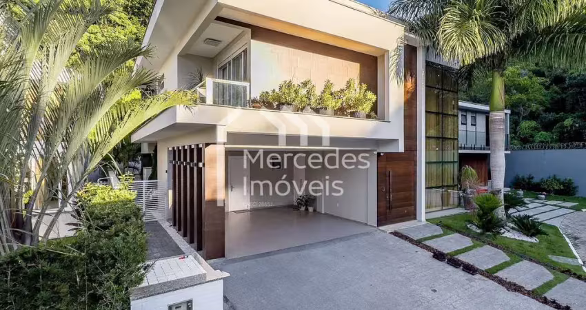 Casa à venda com 5 suítes + 1 dormitório, fazenda, itajaí, sc