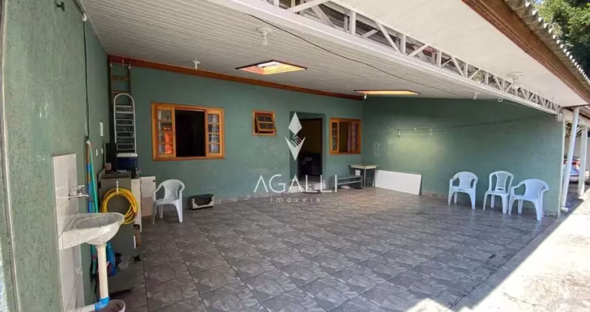 Casa com 3 quartos à venda no Pinheirinho, Curitiba 