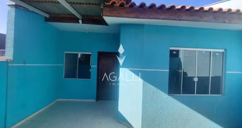 Casa semi nova à venda no gralha azul  fazenda rio grande