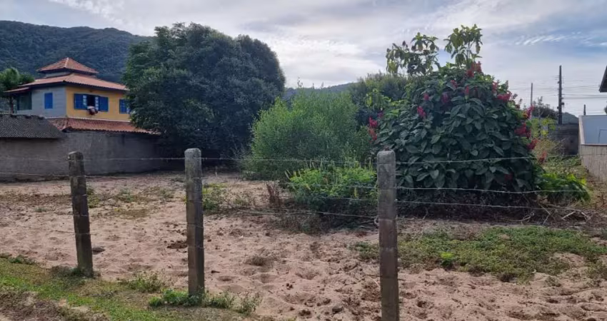 Terreno à venda na Servidão Nunes Silveira, São João do Rio Vermelho, Florianópolis
