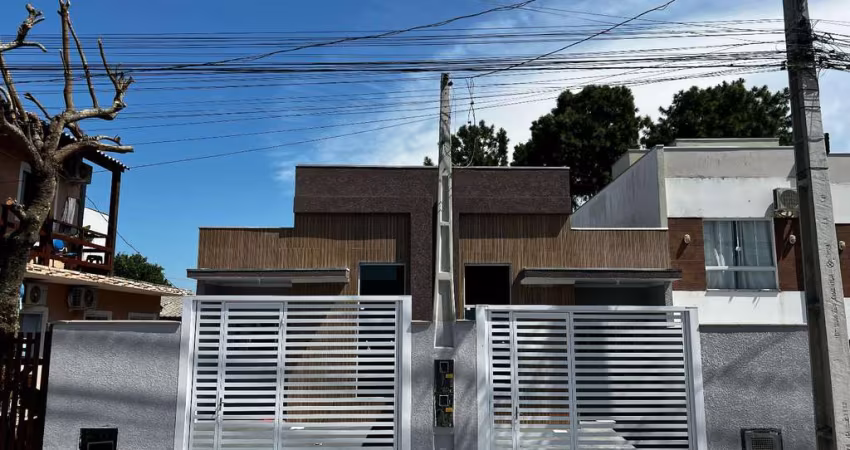 Casa - Padrão, para Venda em Florianópolis/SC