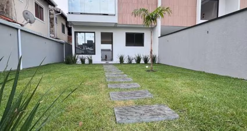 Casa - Sobrado Duplex, para Venda em Florianópolis/SC